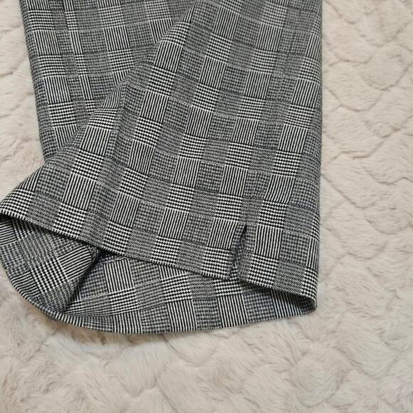 White House BLack Market Black and Gray Mini-Houndstooth Capri Pants, Size - Picture 7 of 9